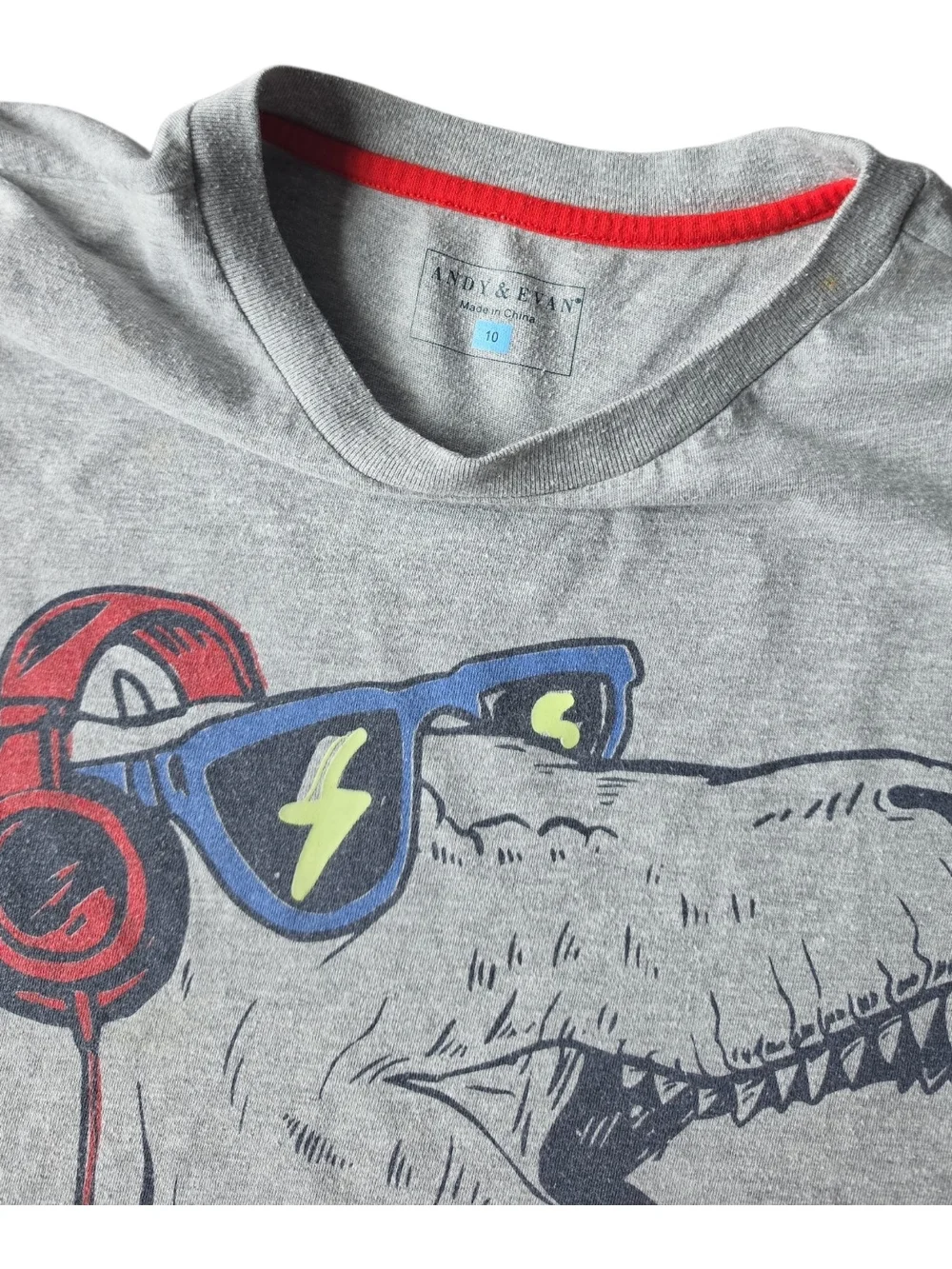 Andy & Evan Grey T‑Shirt with Dino Headphones Graphic